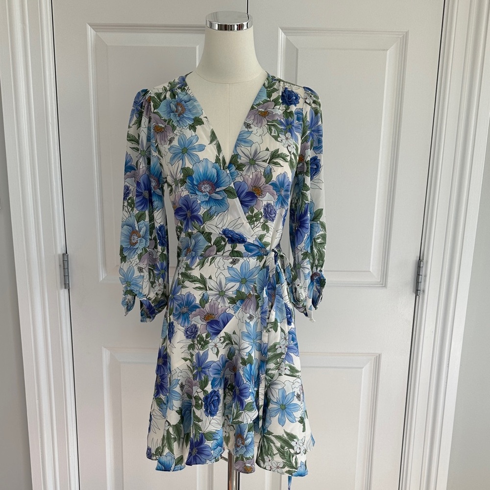 Yumi Kim Silk Floral Wrap Mini Dress Cottagecore Vacation Size M